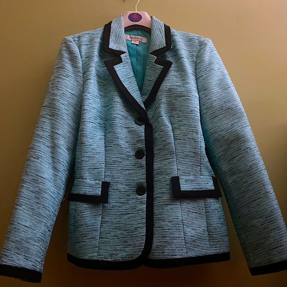 🦋Suite jacket 🦋 - Picture 1 of 2